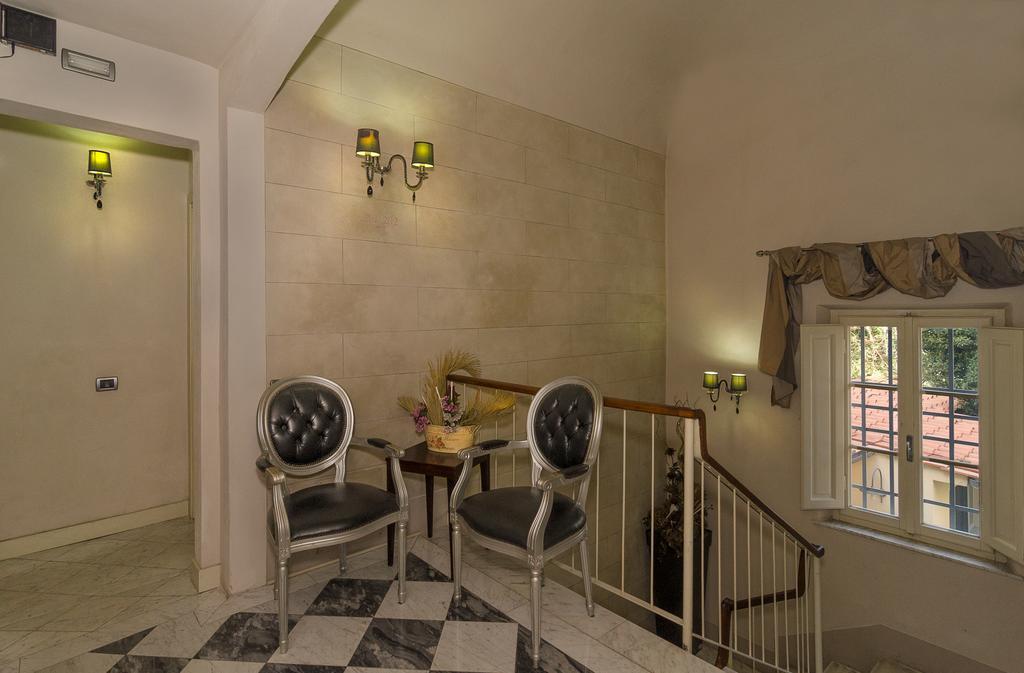 Hotel Novecento ปิซา ภายนอก รูปภาพ